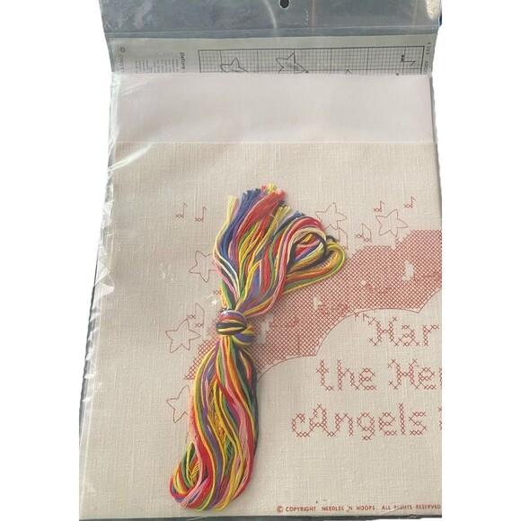 Christmas Printed Crosstitch Kit Needles 'N Hoops   #393 Hark The Angels Sing - Picture 6 of 7